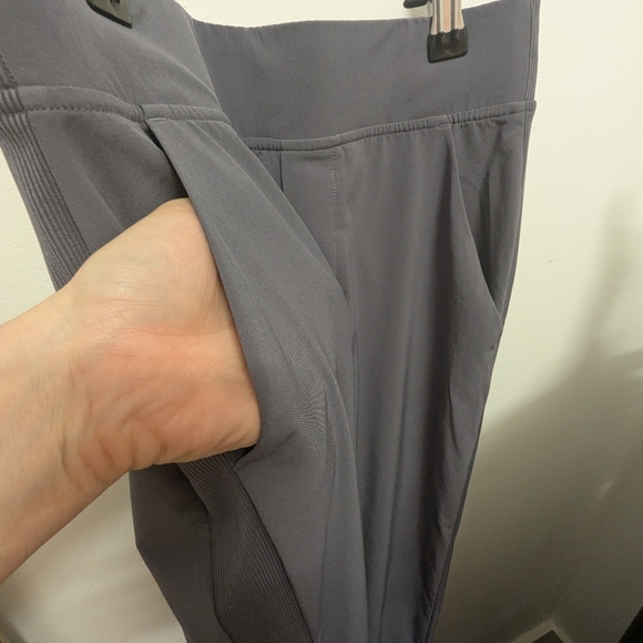Women's Athleta Brooklyn Pants - Picture 5 of 6